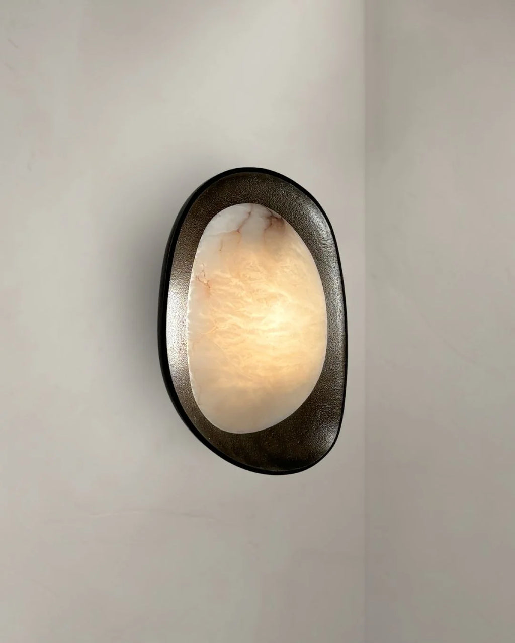 Miro Alabaster